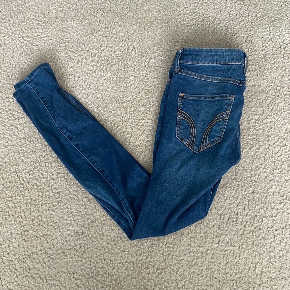 HOLLISTER SKINNY JEANS NEVER WORN